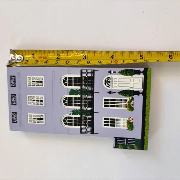 Shelia's South of Broad Lavender Charleston SC Wooden House CHS63 1997 Boxed - Picture 7 of 8